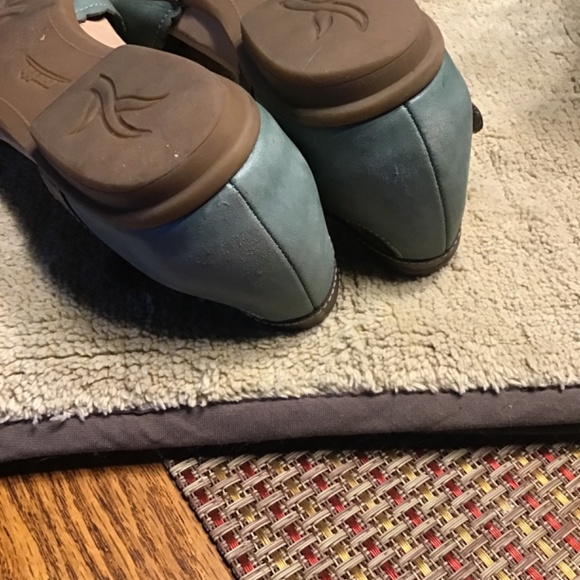 Super Cute Flats - Picture 5 of 6